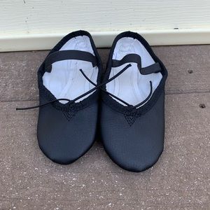 Girl’s Ballet Slippers 🩰